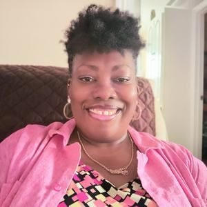 Meet your Posher, Desiree